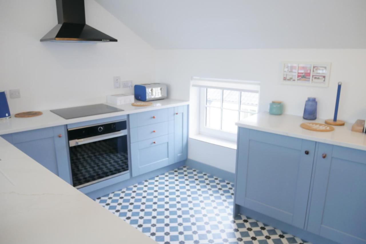 Sunset View, 2 Bedrooms In The Heart Of Holt With Parking Exteriér fotografie