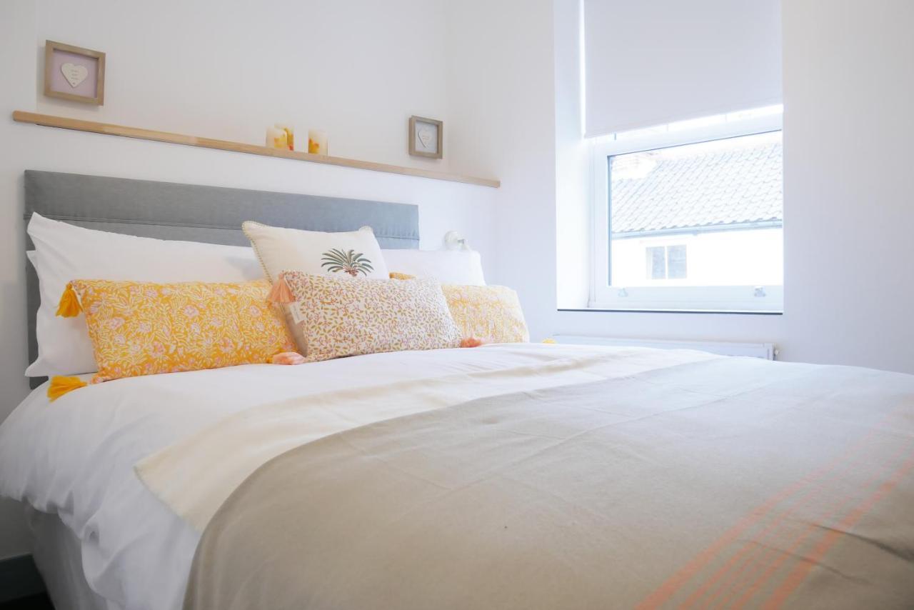 Sunset View, 2 Bedrooms In The Heart Of Holt With Parking Exteriér fotografie