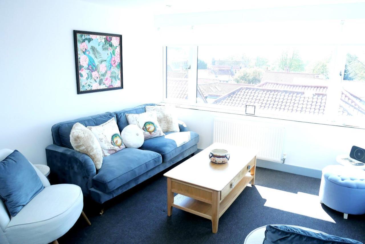 Sunset View, 2 Bedrooms In The Heart Of Holt With Parking Exteriér fotografie